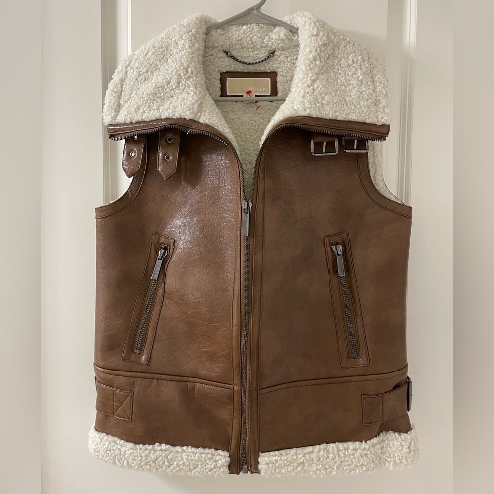 Leather Sherpa vest from Michael Kors size M